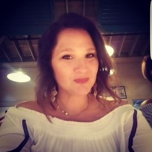 Meet your Posher, Candice